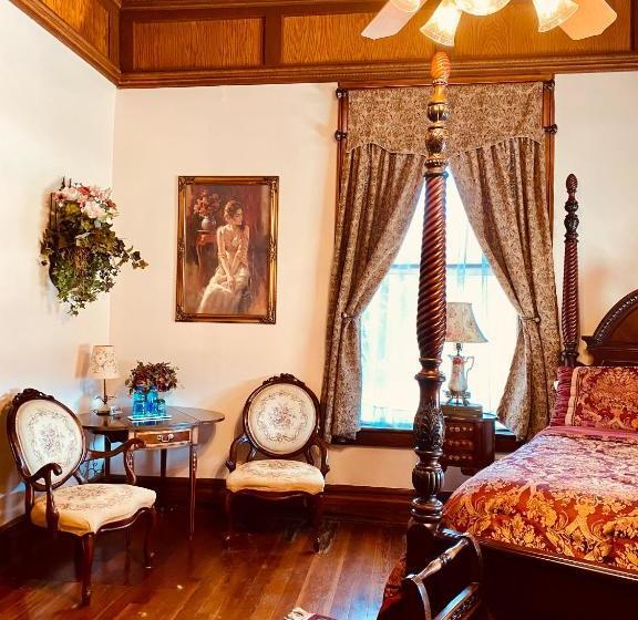 Hogan House At Rose Hill B&b