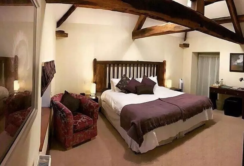 Hostelli England's Gate And Coachhouse