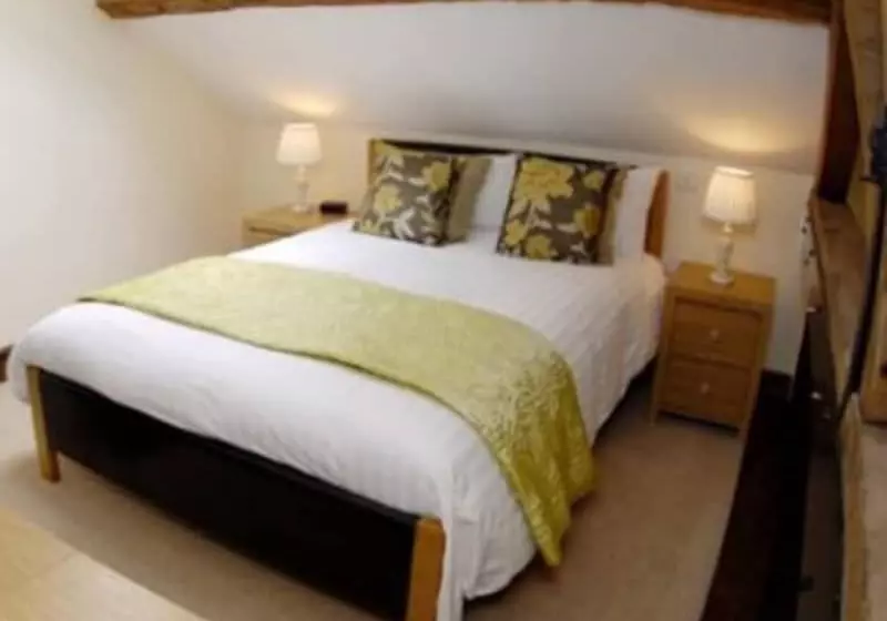 Hostelli England's Gate And Coachhouse