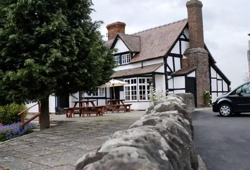 Hostelli England's Gate And Coachhouse