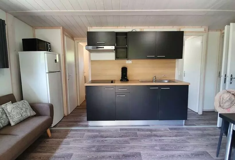 Hotelli Camping Les Vernieres La Bourboule Sancy