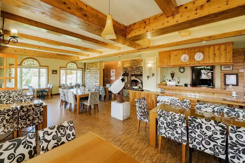 هتل Egmont Resort