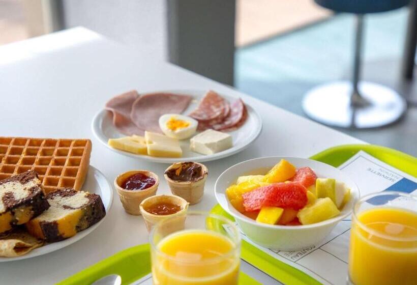 ホテル Ibis Budget Fréjus St Raphaël Centre