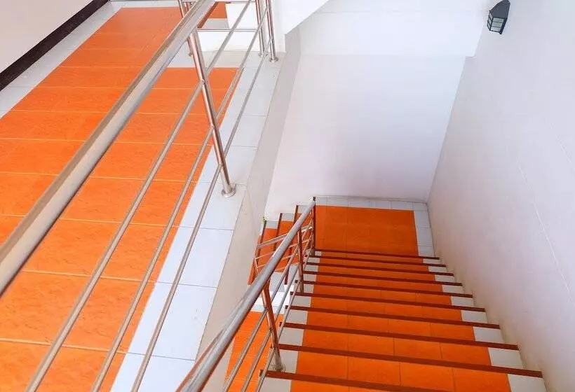 هتل Kamlaithong Apartment