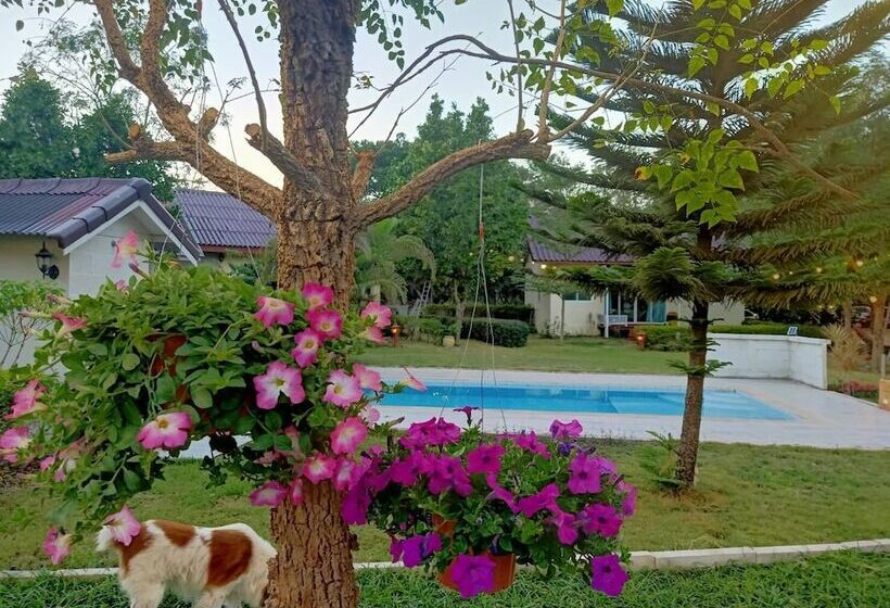 Hotel Les Collines Resort