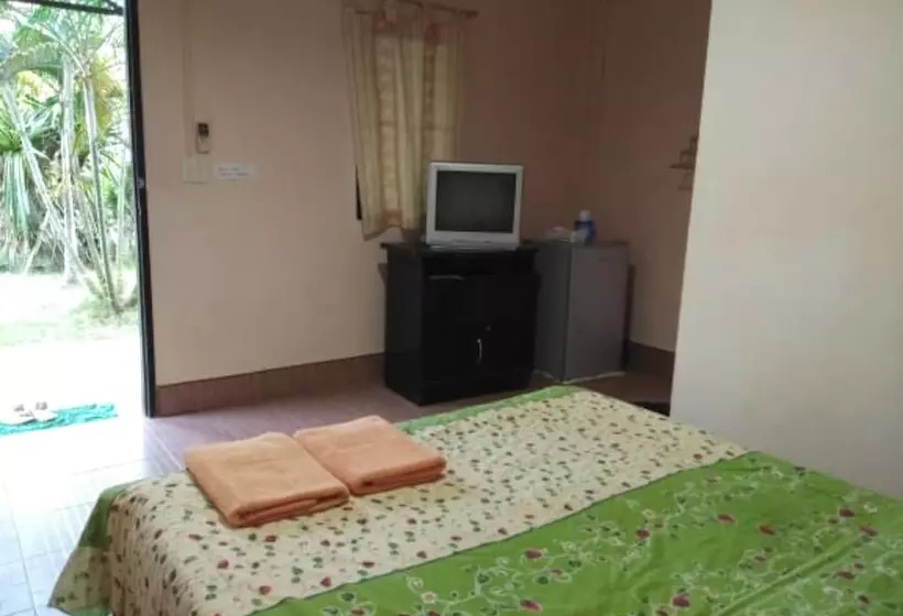 Hotelli Petch Anda Resort