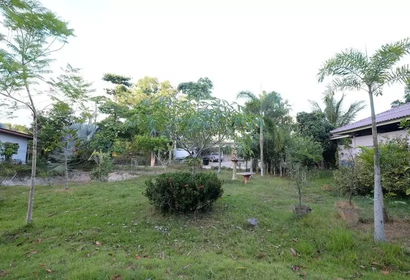 Hotelli Petch Anda Resort