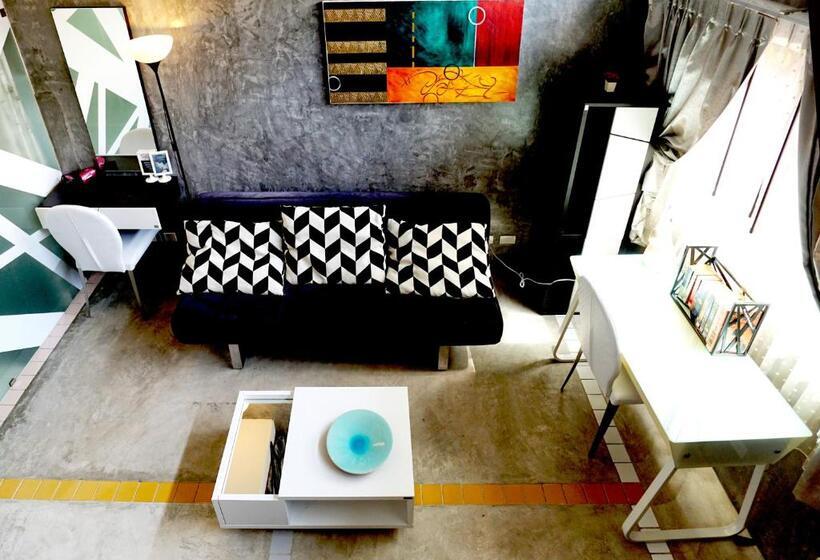 בית מלון כפרי Phuket Paradiso