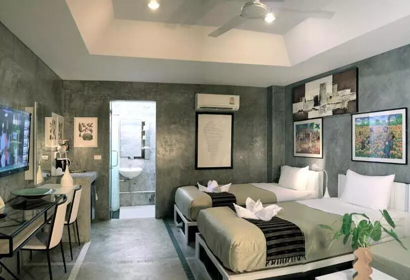 Hotelli Phuket Paradiso