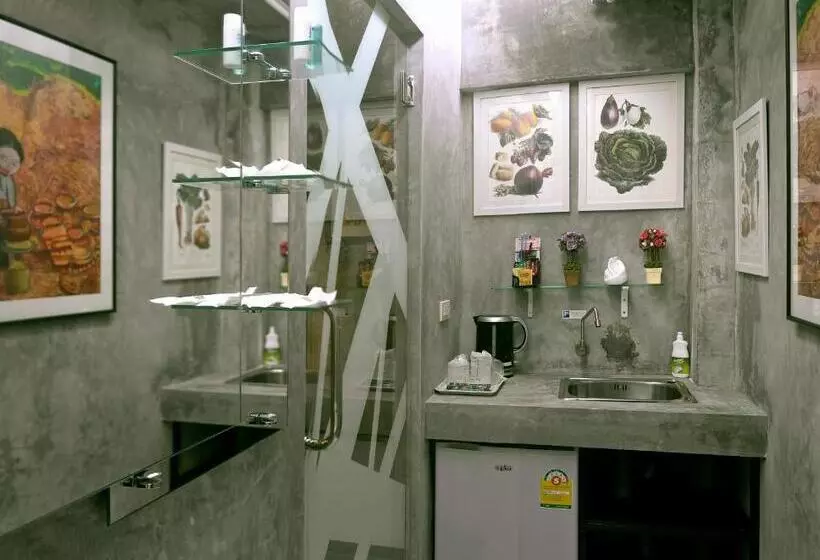 Hotelli Phuket Paradiso