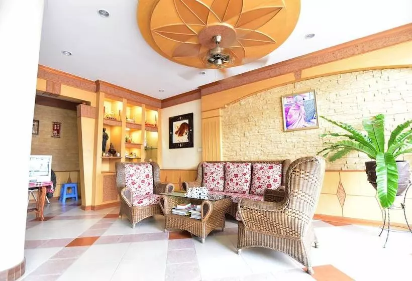 هتل Sansabai House