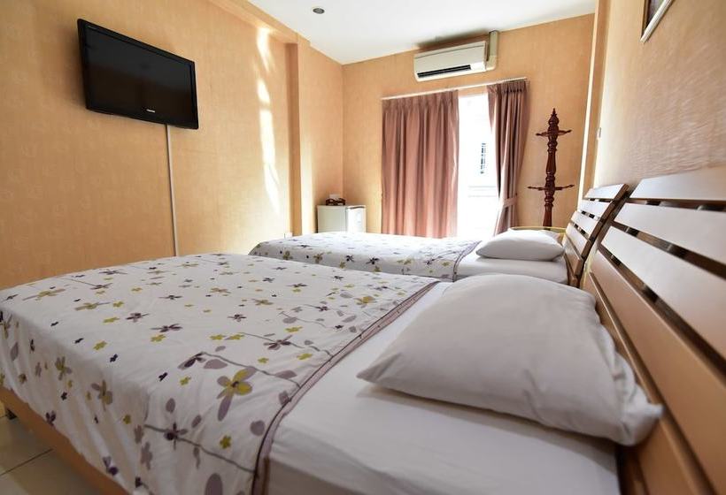 ホテル Sansabai House