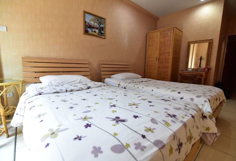 ホテル Sansabai House