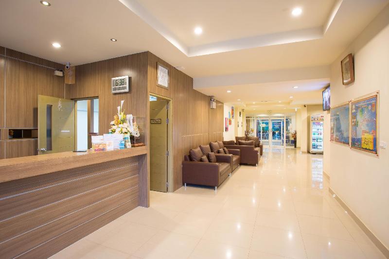 Hotel Tharakiree Place