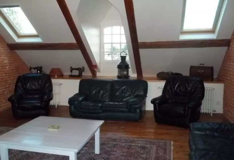 Le Manoir Du Moucel