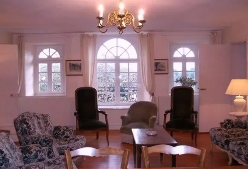 Le Manoir Du Moucel