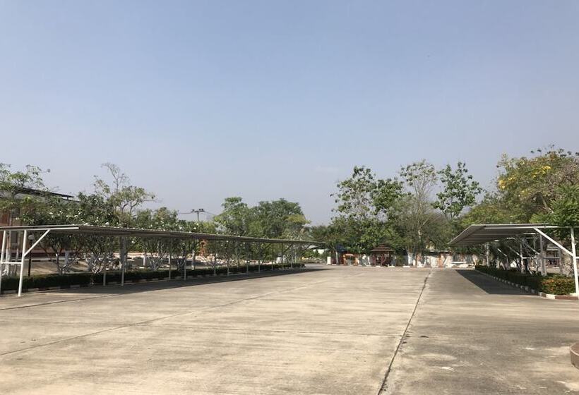 Lopburi Residence 2 Hotel And Resort