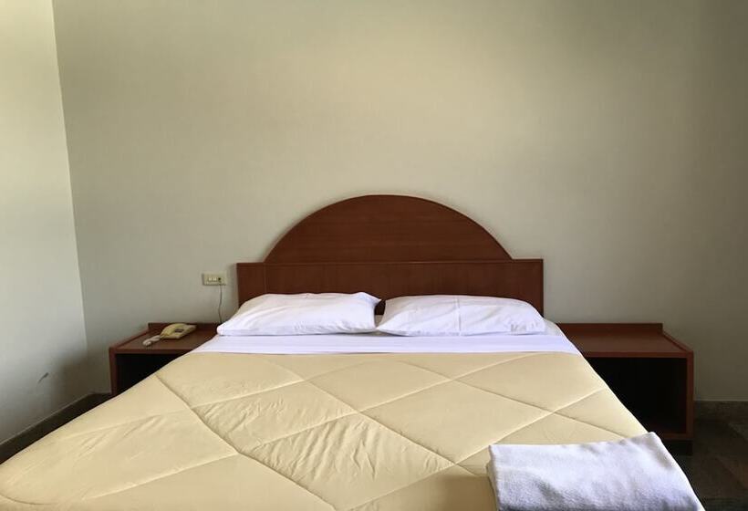 Lopburi Residence 2 Hotel And Resort