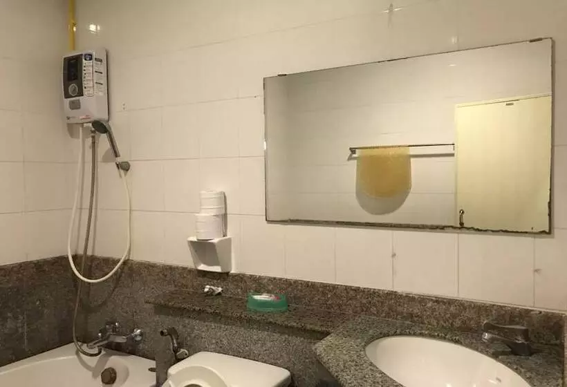 Lopburi Residence 2 Hotel And Resort