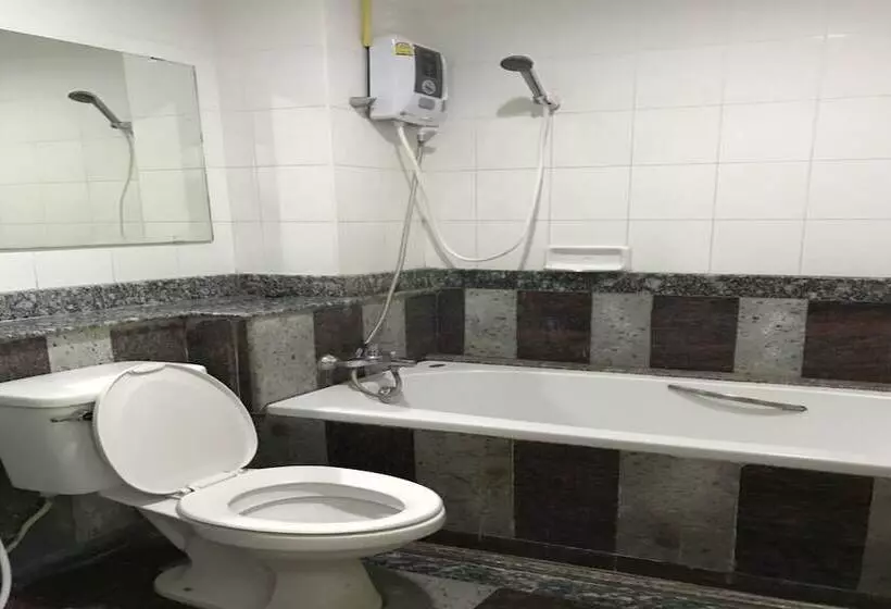 Lopburi Residence 2 Hotel And Resort