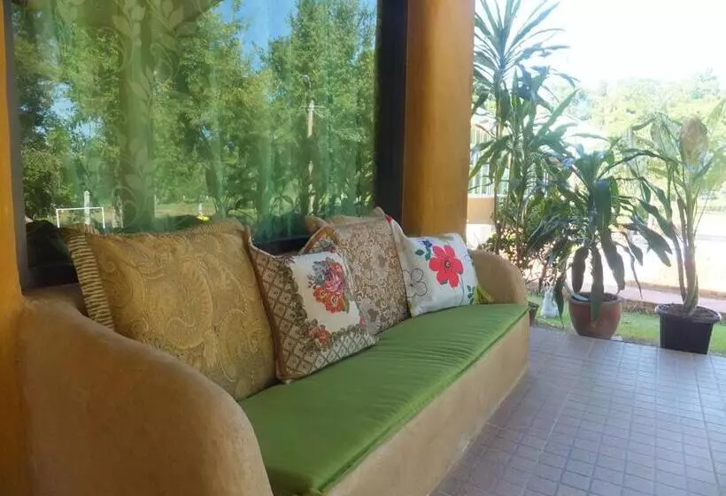 ペンション Baandin Resort