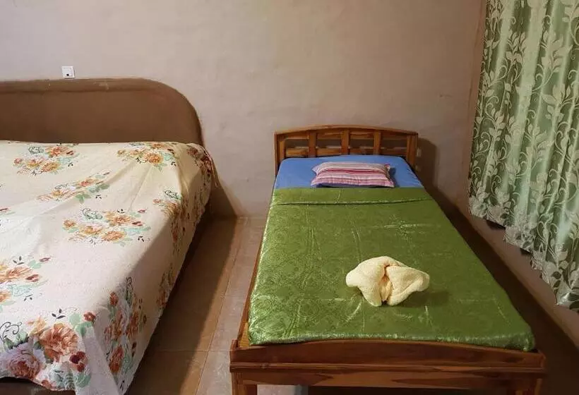 ペンション Baandin Resort