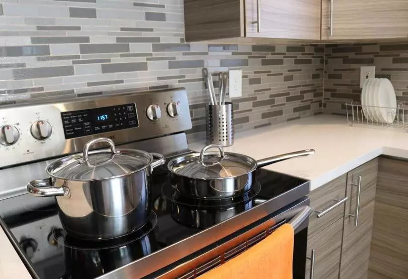 Majatalo North Seattle Guesthouse