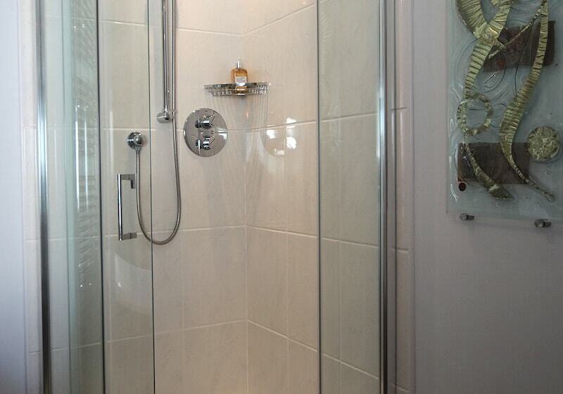 פנסיון Stoop Farm Bed & Breakfast