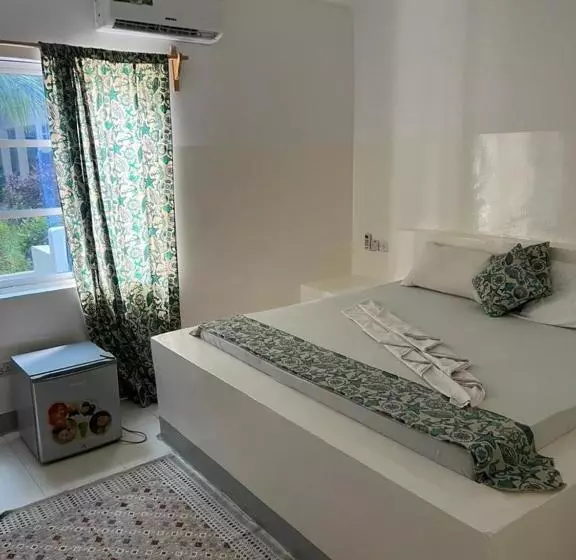 ホテル Sunseabar Beach Resort