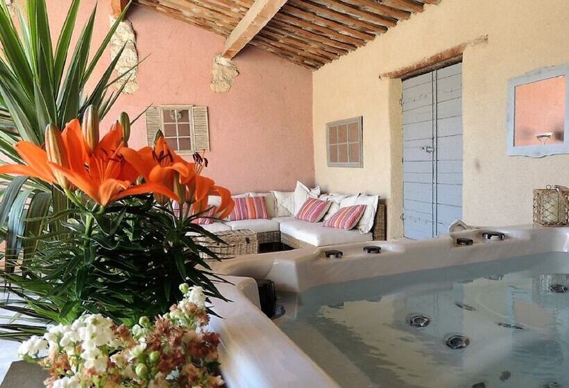 ベッドアンドブレックファースト Eden Roque