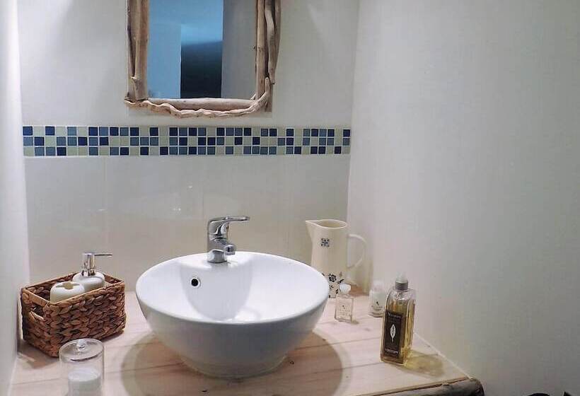 ベッドアンドブレックファースト Eden Roque