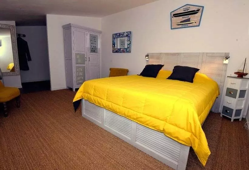 ベッドアンドブレックファースト Eden Roque