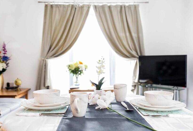 Grand Central Apartments