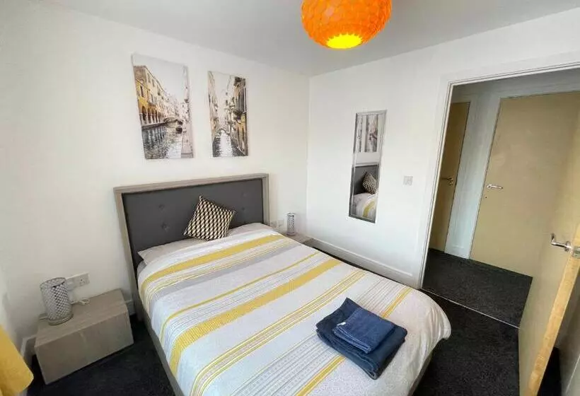 Grand Central Apartments