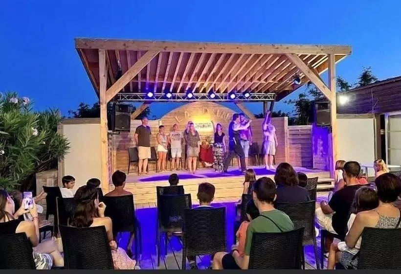 ホテル Camping La Dune