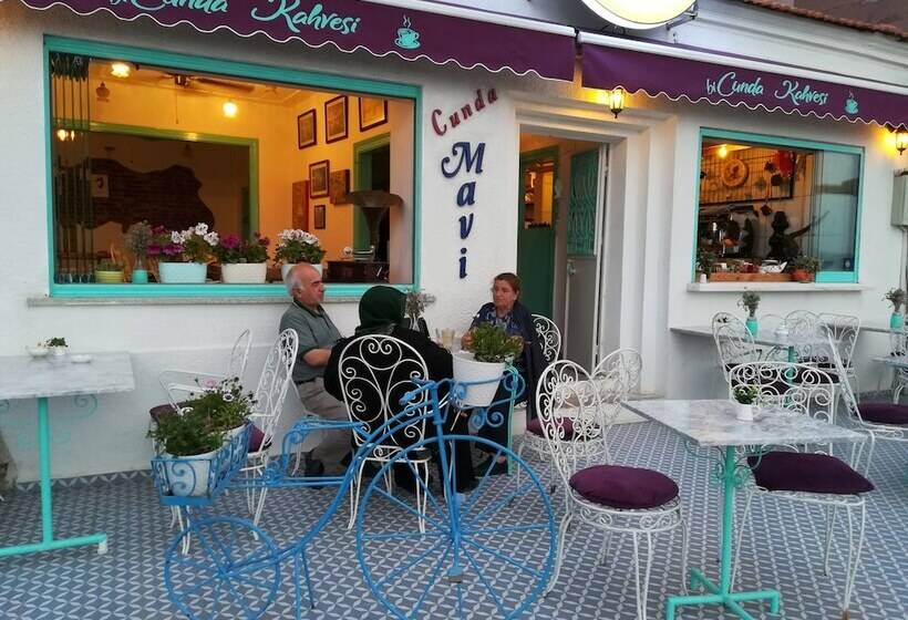 Cunda Mavi Otel   Adults Only