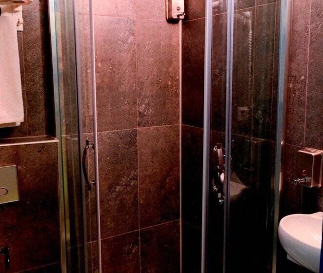 Cunda Mavi Otel   Adults Only