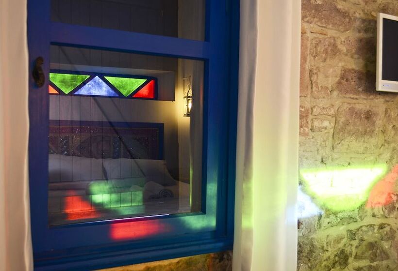 Cunda Mavi Otel   Adults Only