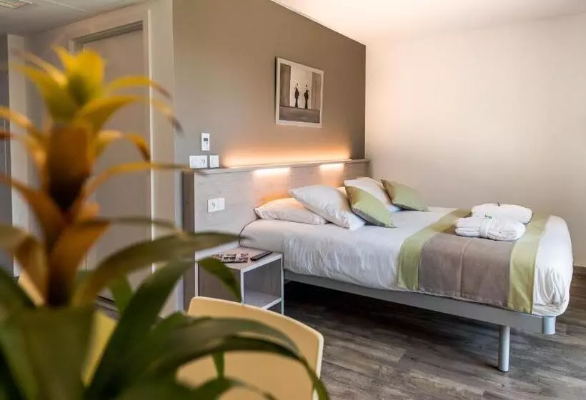 Hotelli Du Grand Parc