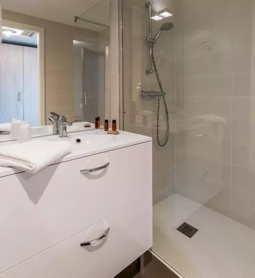 Hotelli Du Grand Parc