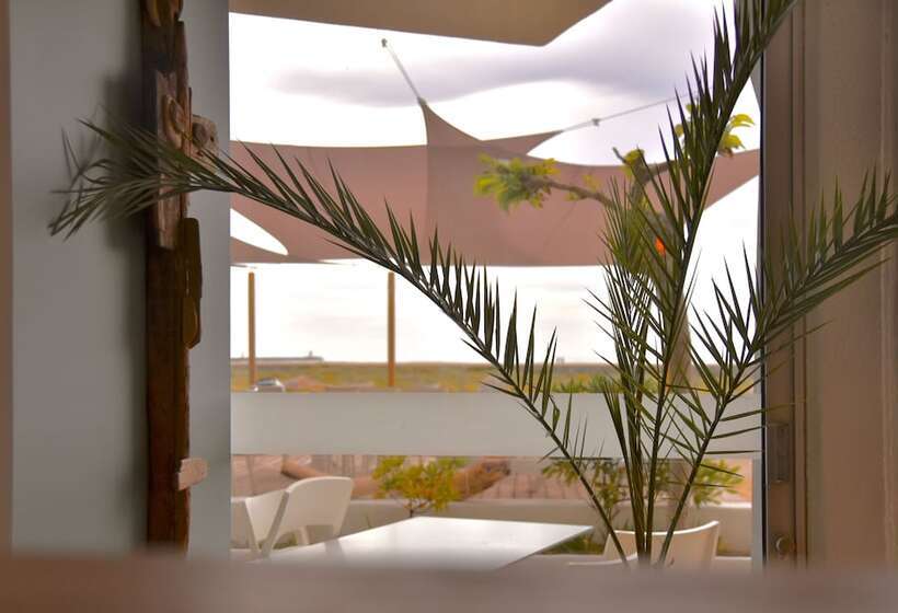 בית מלון כפרי Hôtel Le Grand Large