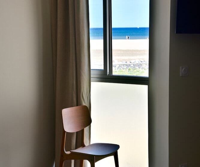 בית מלון כפרי Hôtel Le Grand Large