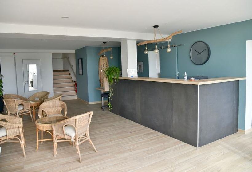 בית מלון כפרי Hôtel Le Grand Large