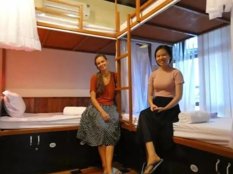 هتل Nam Phương Riverside Villa