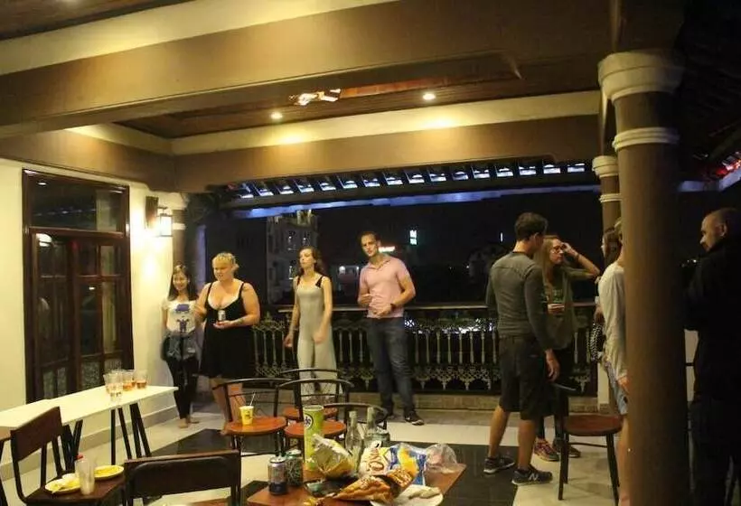 هتل Nam Phương Riverside Villa