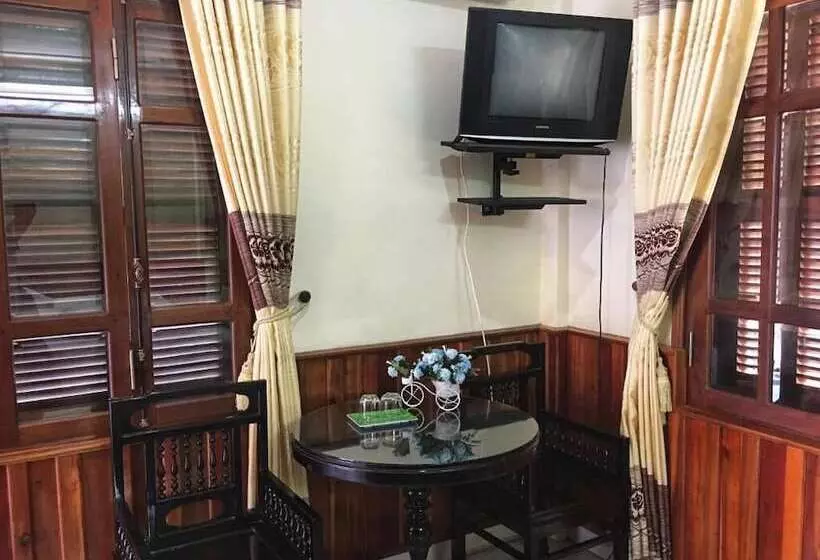 هتل Nam Phương Riverside Villa