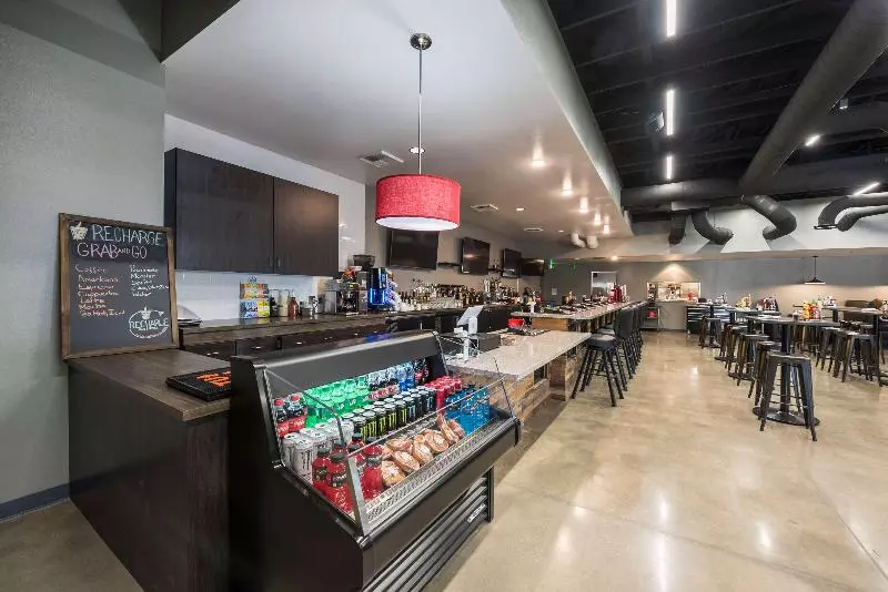 ホテル Studio 6mccarran, Nv  Sparks  Tahoe  Reno Industrial Center