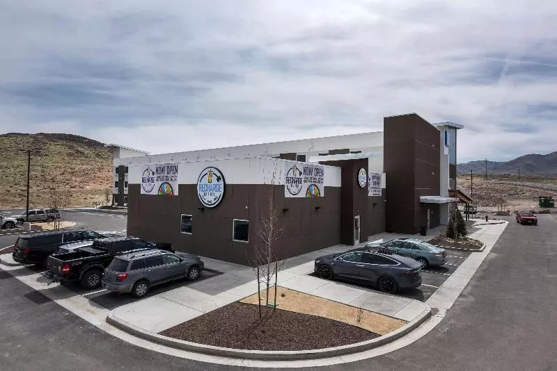 ホテル Studio 6mccarran, Nv  Sparks  Tahoe  Reno Industrial Center