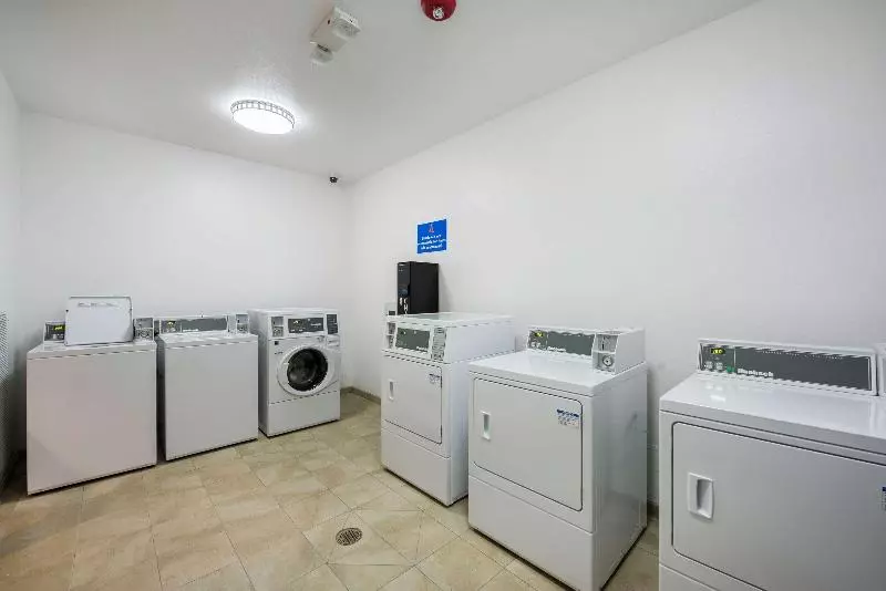 ホテル Studio 6mccarran, Nv  Sparks  Tahoe  Reno Industrial Center