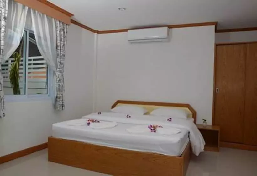 ホテル Supree By Mumsabai